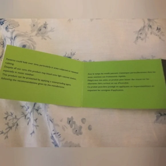 Longchamp Red & White Canvas Toile de Jouy Tote Bag - Picture 14 of 15